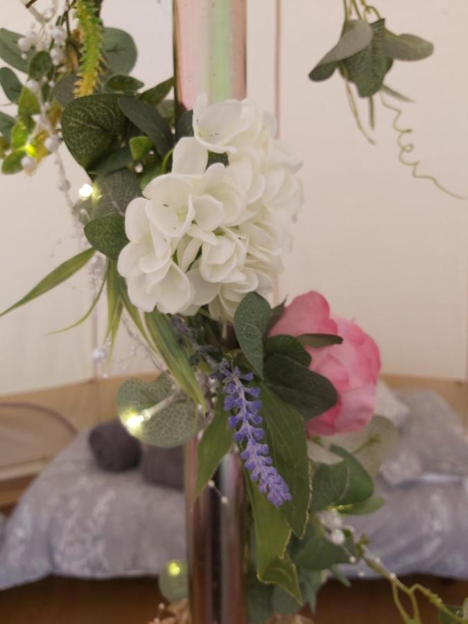 Hopgarden Glamping - Luxury 6M Bell Tent Wadhurst Εξωτερικό φωτογραφία